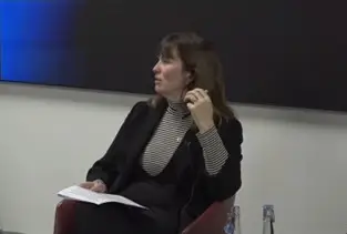  Industry warns of risks of “blunt” social media ban for children